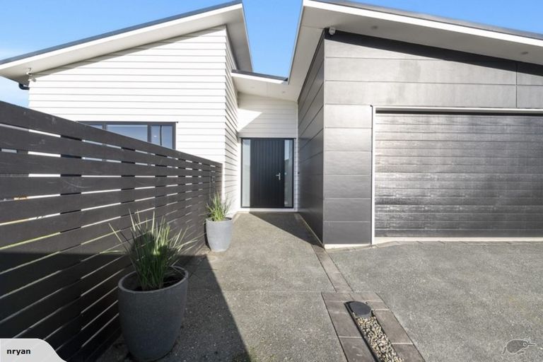 Photo of property in 110 Amesbury Drive, Churton Park, Wellington, 6037