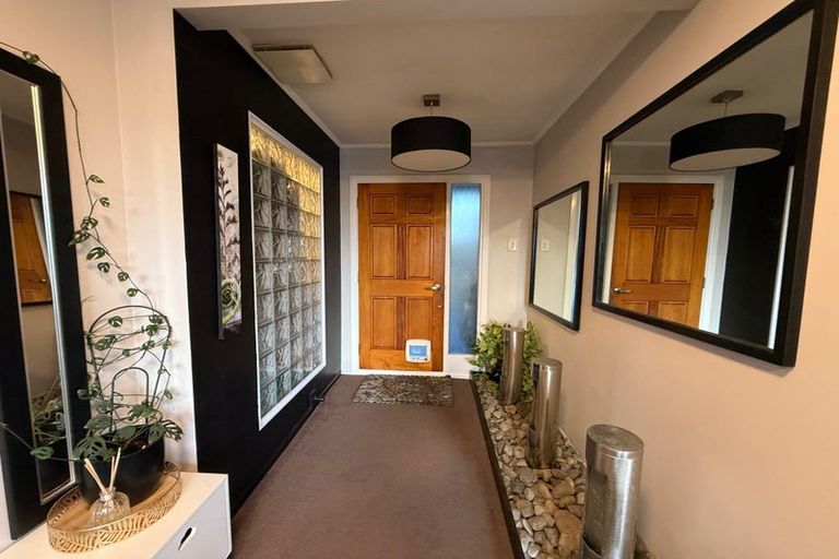 Photo of property in 161 Orangi Kaupapa Road, Northland, Wellington, 6012