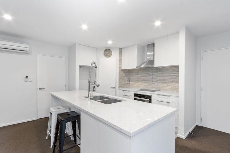 Photo of property in 25 Roberts Road, Hei Hei, Christchurch, 8042