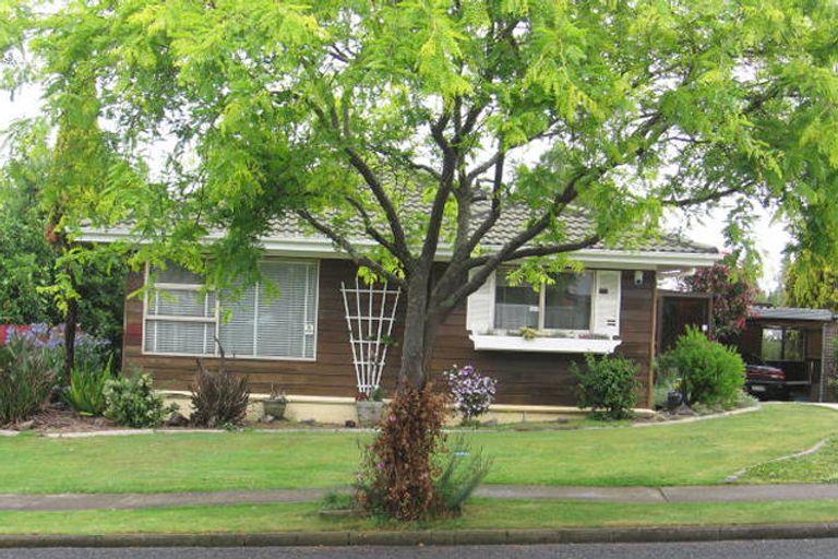 Photo of property in 59 Walworth Avenue, Pakuranga Heights, Auckland, 2010