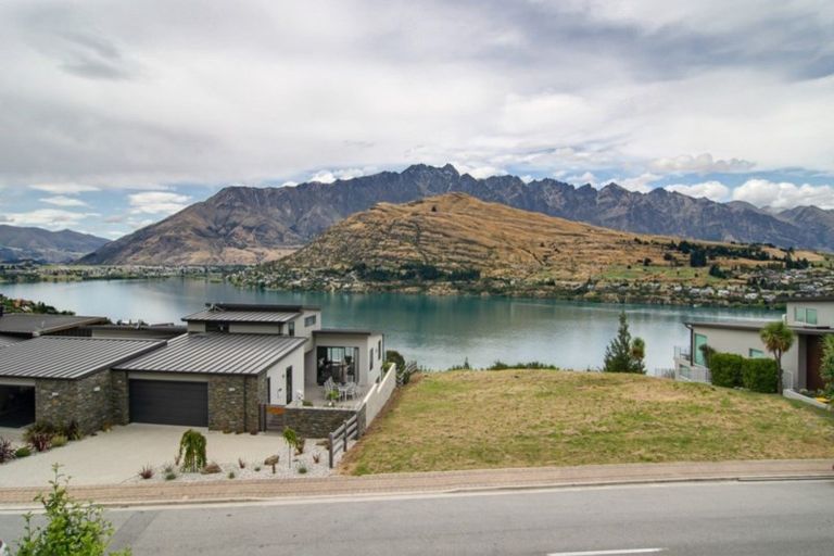 Photo of property in St Andrews Park, 44b Highview Terrace, Queenstown, 9300