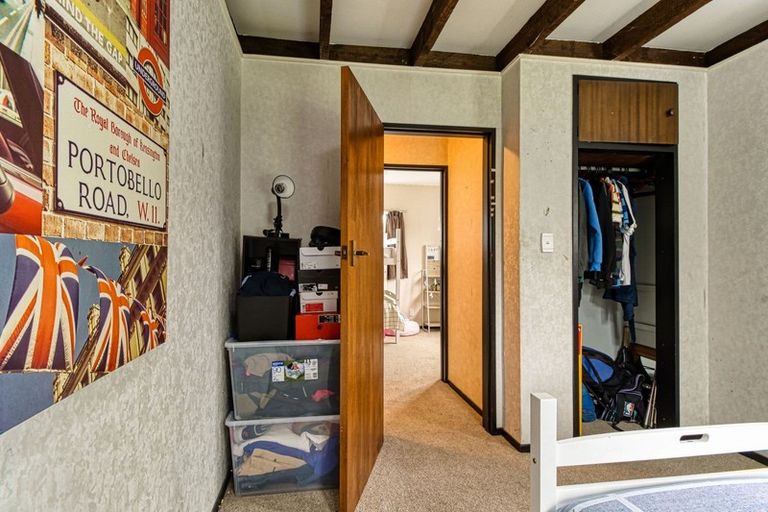 Photo of property in 20 Gebbie Road, Taradale, Napier, 4112