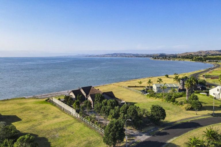 Photo of property in 6 Rua One Place, Whakatiwai, Pokeno, 2473