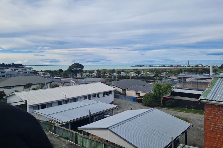 Photo of property in 1-4/7 Wai-iti Road, Maori Hill, Timaru, 7910