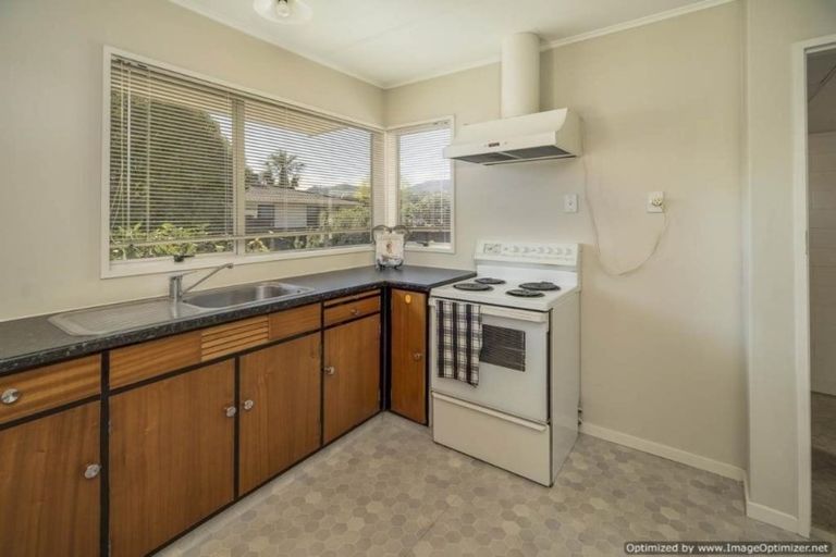 Photo of property in 2/11 Exeter Street, Stoke, Nelson, 7011