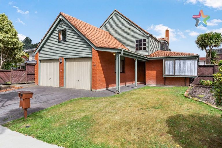 Photo of property in 19 Mcenroe Grove, Naenae, Lower Hutt, 5011