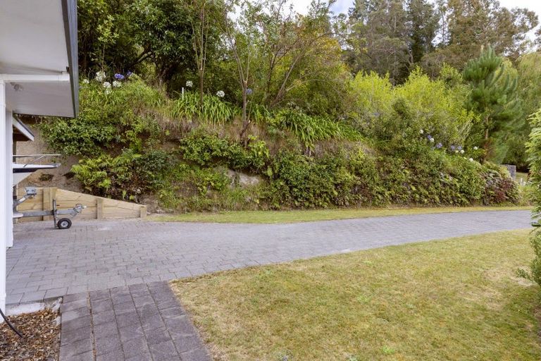 Photo of property in 1/19 Brunette Drive, Acacia Bay, Taupo, 3330