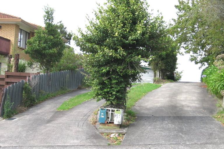 Photo of property in 87a Colwill Road, Massey, Auckland, 0614