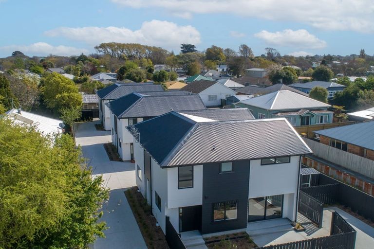 Photo of property in 2/675 Worcester Street, Linwood, Christchurch, 8062