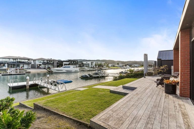 Photo of property in 117 Motu Grande, Pauanui, Hikuai, 3579