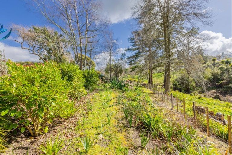 Photo of property in 21 Abbotsford Road, Waipawa, 4210