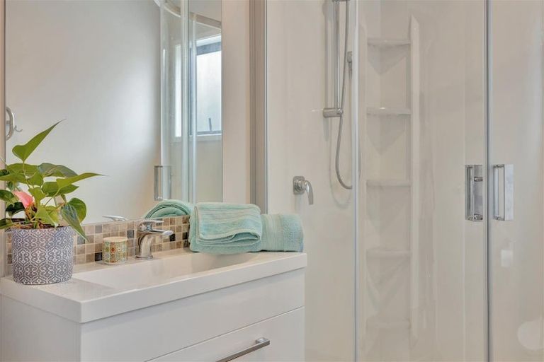 Photo of property in 10u2 Charlemont Street, Whitiora, Hamilton, 3200