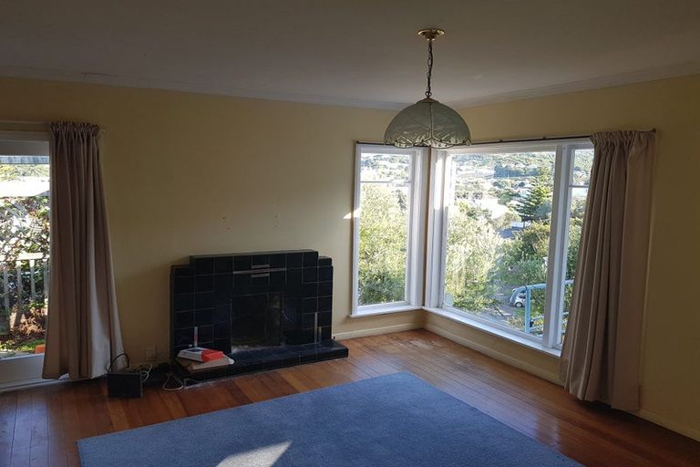 Photo of property in 20 Ashleigh Crescent, Miramar, Wellington, 6022