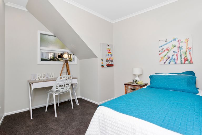 Photo of property in 57 Kohu Road, Titirangi, Auckland, 0604