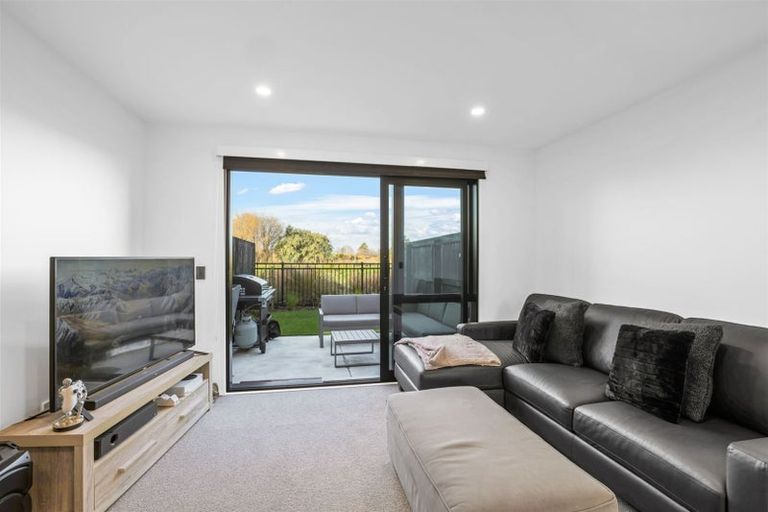 Photo of property in 30 Piripiri Place, Broomfield, Christchurch, 8042