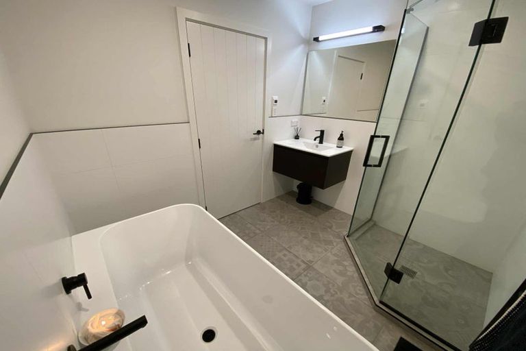 Photo of property in 9 Salisbury Avenue, Terrace End, Palmerston North, 4410