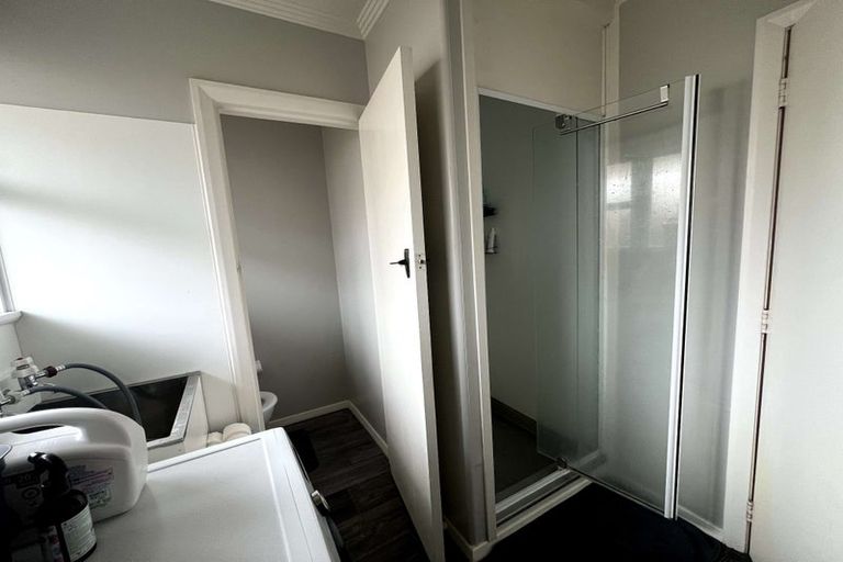 Photo of property in 451 Featherston Street, Palmerston North, 4414