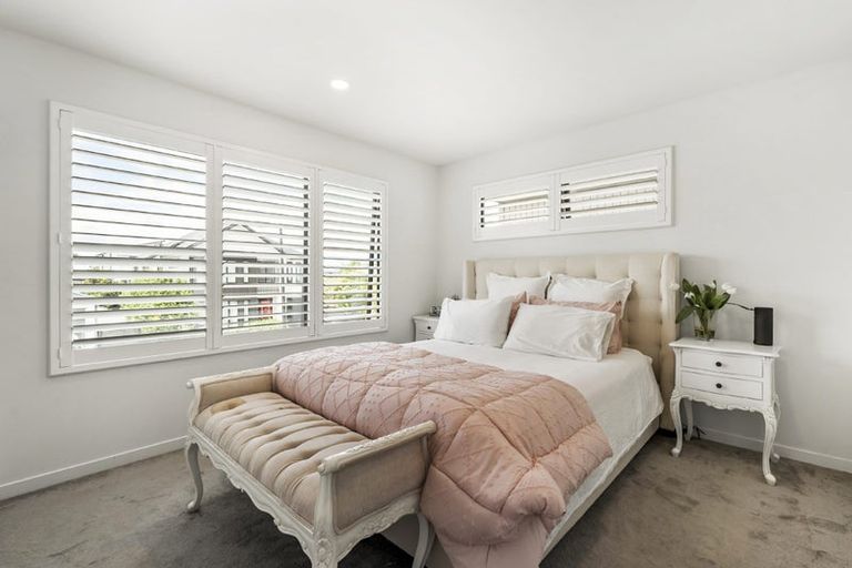 Photo of property in 42 Myland Drive, Hobsonville, Auckland, 0616