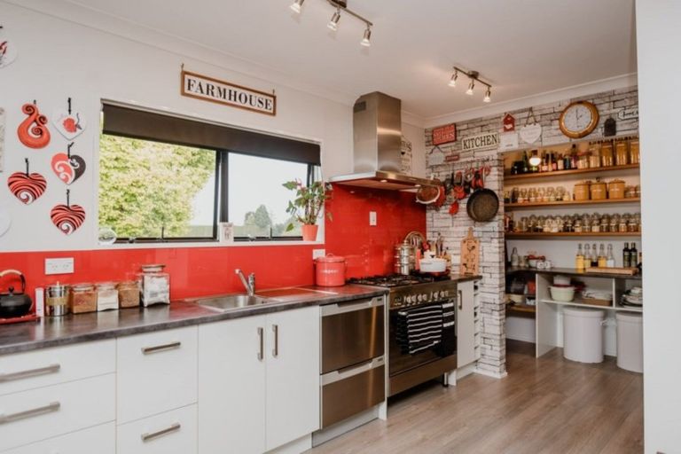 Photo of property in 728 No 1 Road, Te Puke, 3182