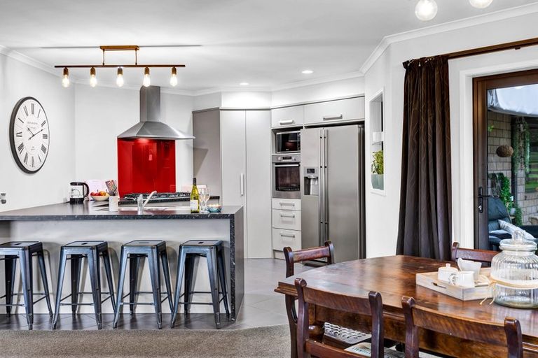 Photo of property in 34 Mercade Close, Stratford, 4332