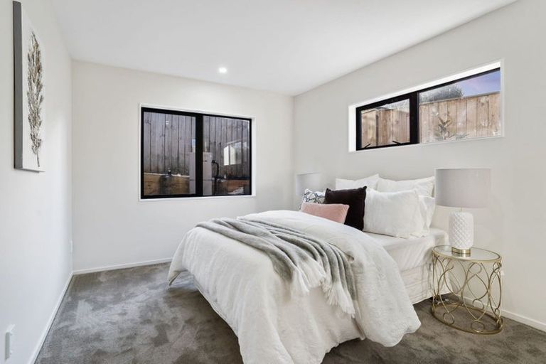 Photo of property in 39a Keegan Drive, Massey, Auckland, 0614