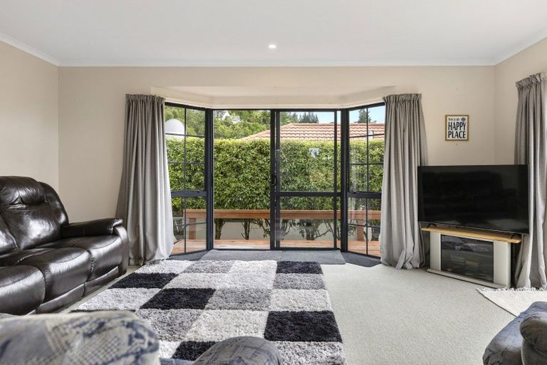 Photo of property in 1/19 Brunette Drive, Acacia Bay, Taupo, 3330
