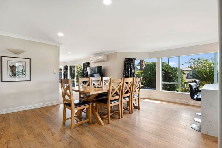 Photo of property in 12 Sandhurst Drive, Papamoa Beach, Papamoa, 3118