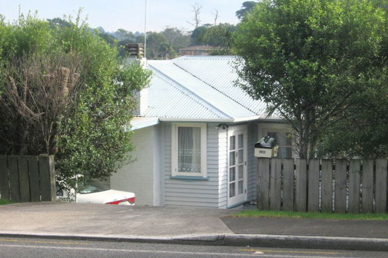 Photo of property in 190 Don Buck Road, Massey, Auckland, 0614