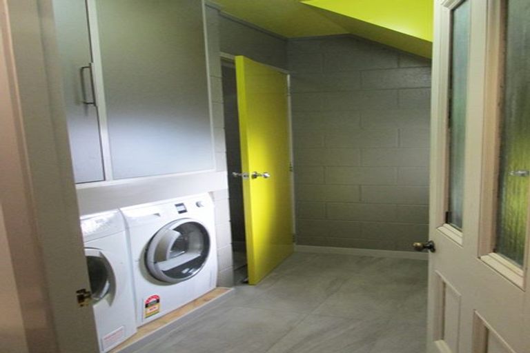 Photo of property in 77 Princes Street, Hawera, 4610