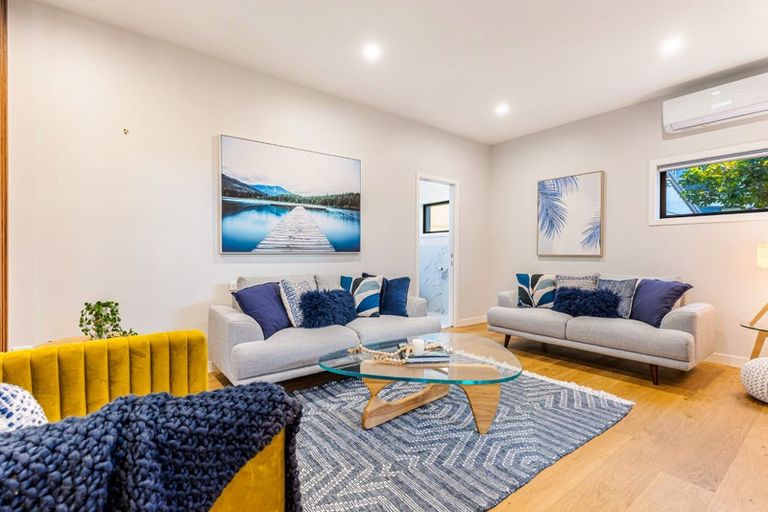 Photo of property in 49b Matipo Road, Te Atatu Peninsula, Auckland, 0610