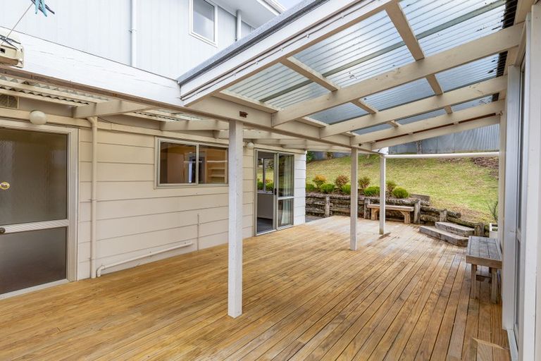 Photo of property in 68 Kohekohe Street, New Lynn, Auckland, 0600