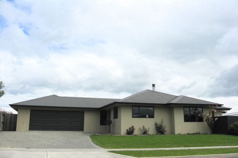 Photo of property in 3 Monaco View, Stoke, Nelson, 7011