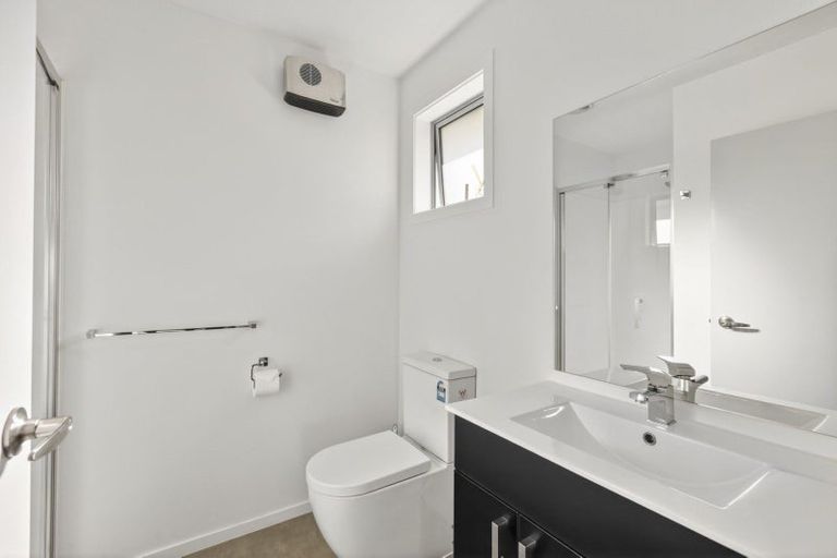 Photo of property in 13 Bell Street, Lake Hawea, 9382