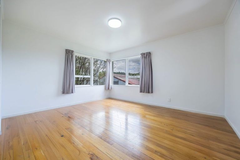 Photo of property in 4 Blanc Road, Silverdale, 0932