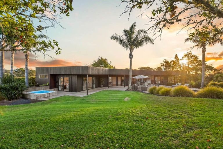 Photo of property in 206 Trigg Road, Kumeu, 0891