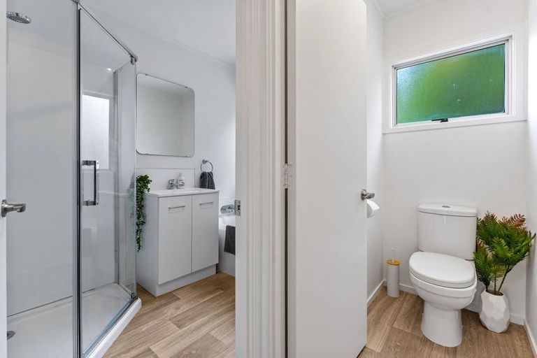 Photo of property in 7 Pureora Place, Clendon Park, Auckland, 2103