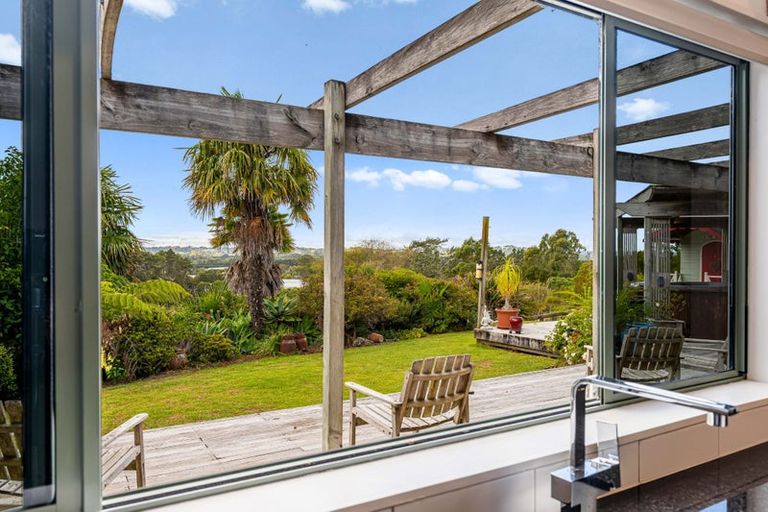 Photo of property in 46 Broadwood Rise, Kumeu, 0892