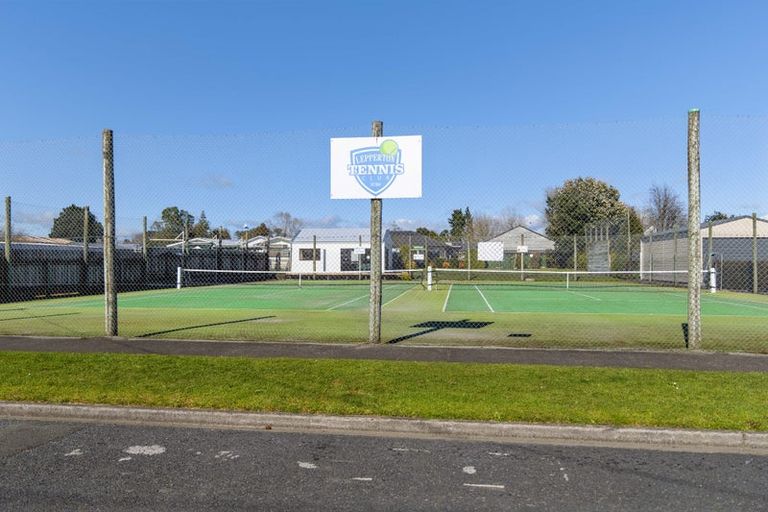 Photo of property in 7 Cross Street, Lepperton, New Plymouth, 4373