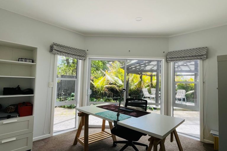Photo of property in 21 Bleakhouse Road, Howick, Auckland, 2014