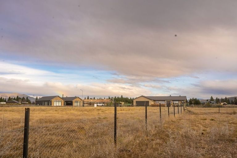 Photo of property in 15 Tussock Crescent, Twizel, 7901