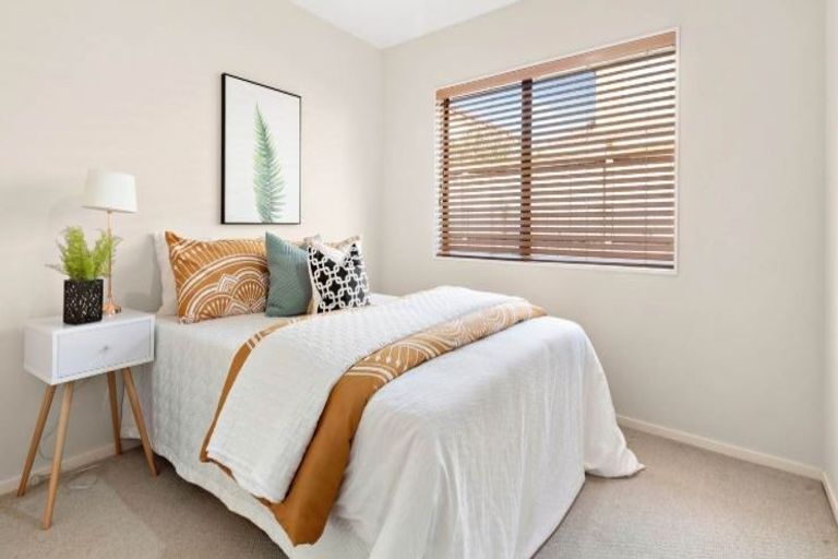Photo of property in 3 Dunoon Close, Flat Bush, Auckland, 2016