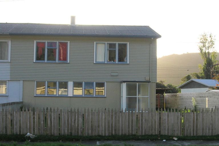 Photo of property in 12 Eldon Grove, Taita, Lower Hutt, 5019