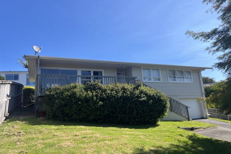 Photo of property in 3 Weatherly Road, Torbay, Auckland, 0630