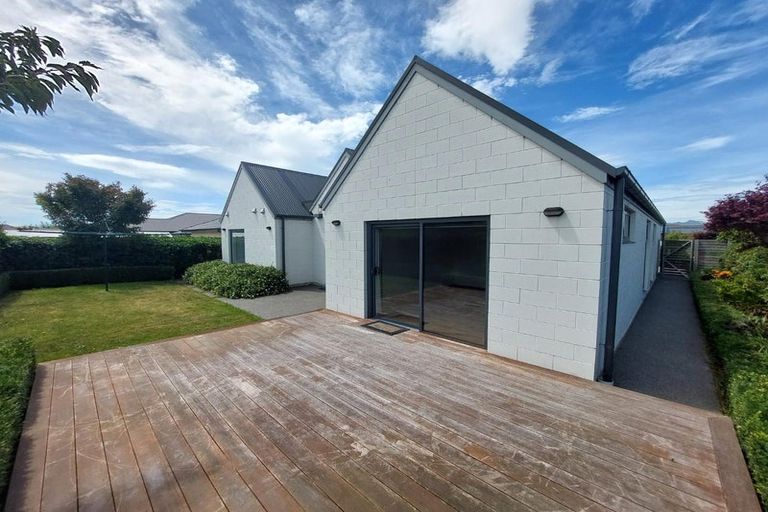 Photo of property in 21 Maclaren Road, Wigram, Christchurch, 8042