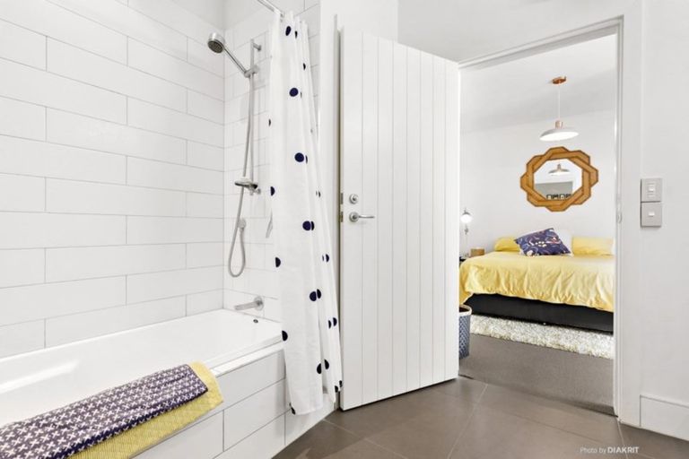 Photo of property in 59u6 Mortimer Terrace, Brooklyn, Wellington, 6021