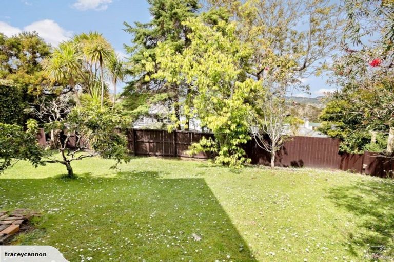 Photo of property in 1/30 Savoy Road, Glen Eden, Auckland, 0602