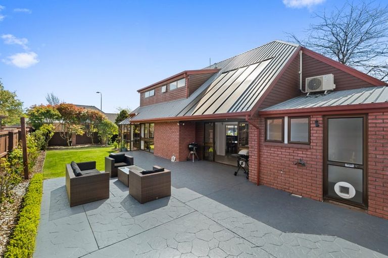 Photo of property in 11 Kedleston Drive, Avonhead, Christchurch, 8042