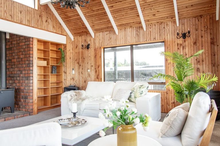 Photo of property in 8 Grey Avenue, Tairua, 3508