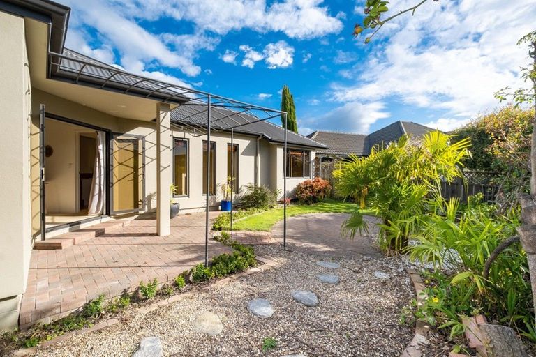 Photo of property in 10 Montpelier Drive, Taradale, Napier, 4112