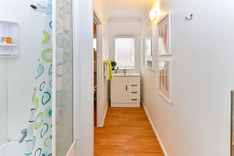 Photo of property in 1/32 King Edward Avenue, Papakura, 2110